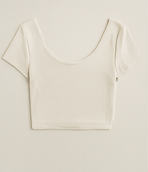 Flatlay cropped top for pear shaped body